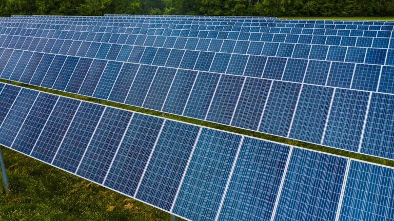 Solar Could Save ASEAN up to USD 67 Billion as LNG Prices Surge 